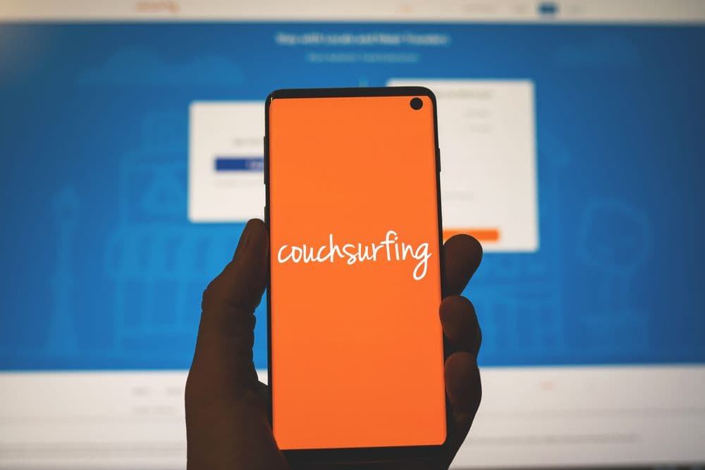 What is Couchsurfing and How It Works Yesim