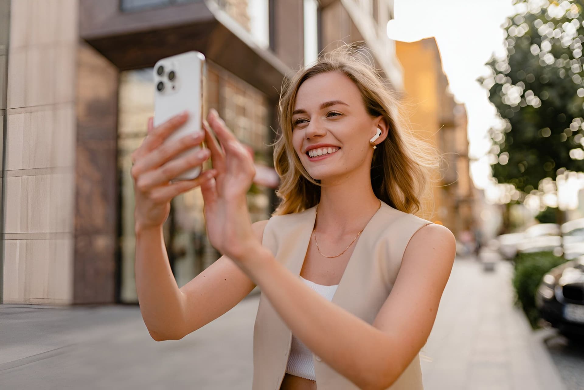 How to Connect Mobile Internet in Poland: SIM Cards and Alternatives 