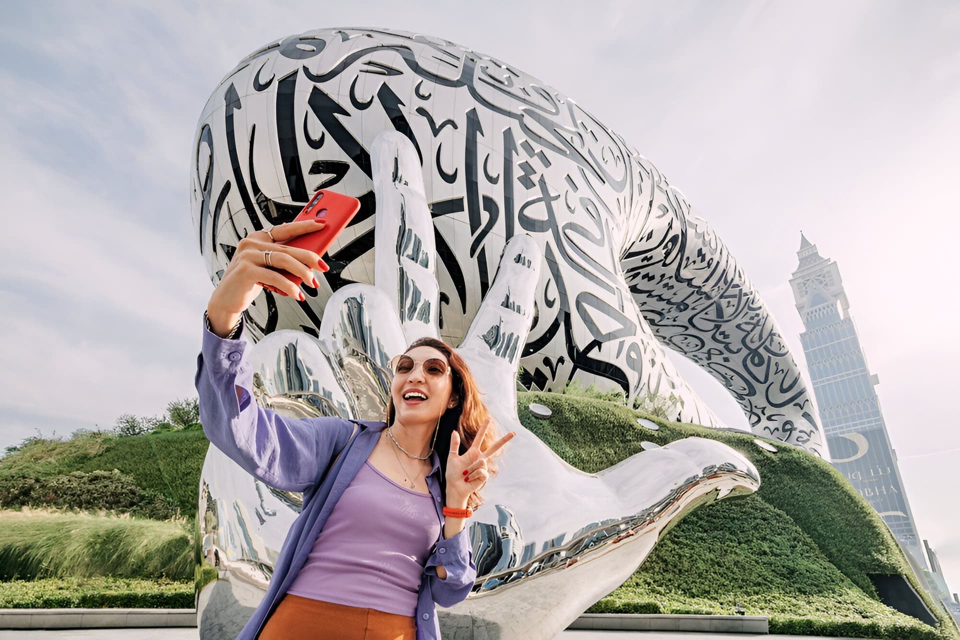 How to get mobile internet in the UAE: SIM cards and other options